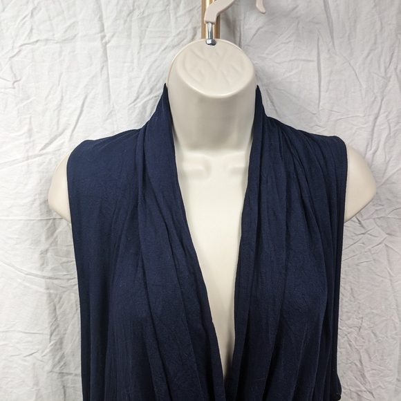Pomegranate Moon Elegant Navy Sleeveless Wrap Cardigan Sz O/S - Picture 5 of 8